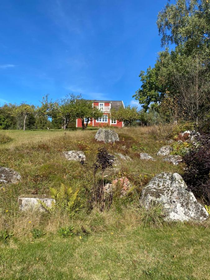 Naturnaera Hus Utanfoer Reftele Naerhet Till Isaberg Och High Chaparral 빌라 외부 사진